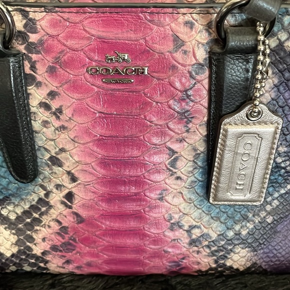 Coach Exotic Python Mini Crosby Crossbody/satchel - Picture 7 of 8